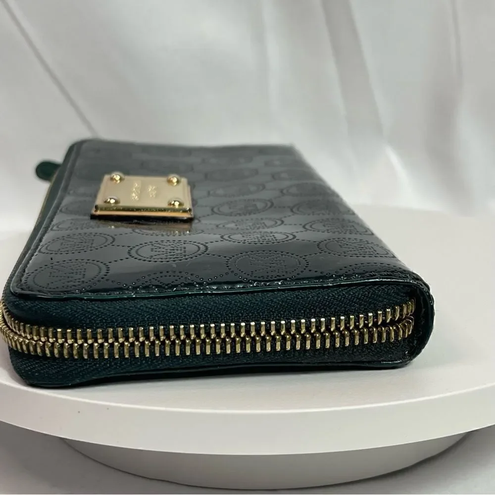 Micheal Kors Green Jet Set Patten Leather Zipper Wallet Excellent Condition